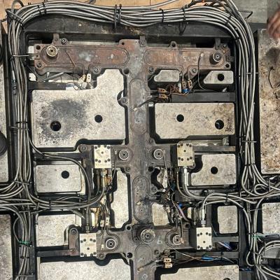 Hot Runner4 Injection Technik